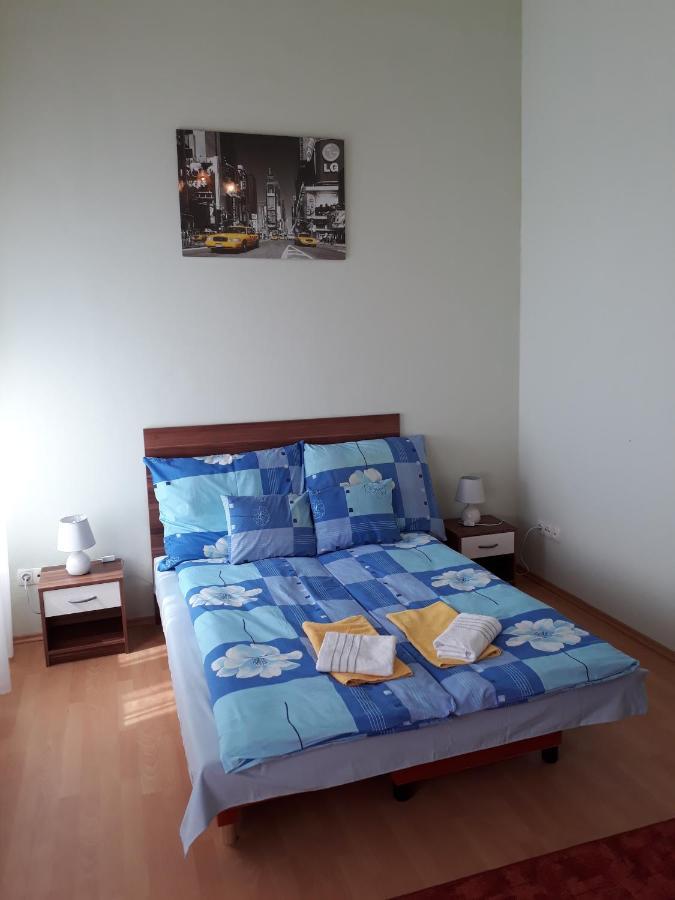Piac Utcai Apartman デブレツェン エクステリア 写真