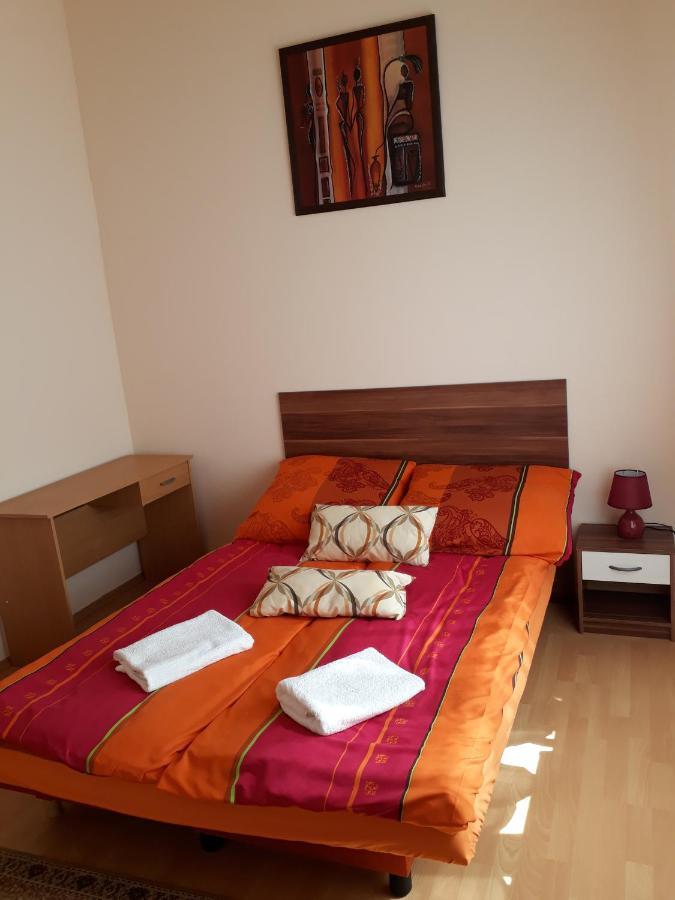 Piac Utcai Apartman デブレツェン エクステリア 写真