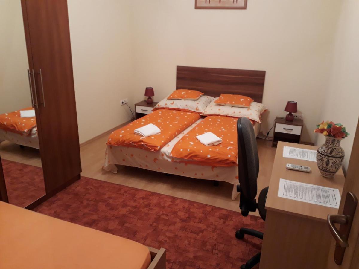 Piac Utcai Apartman デブレツェン エクステリア 写真