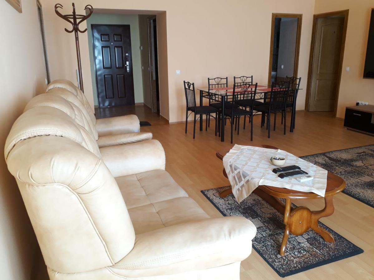 Piac Utcai Apartman デブレツェン エクステリア 写真