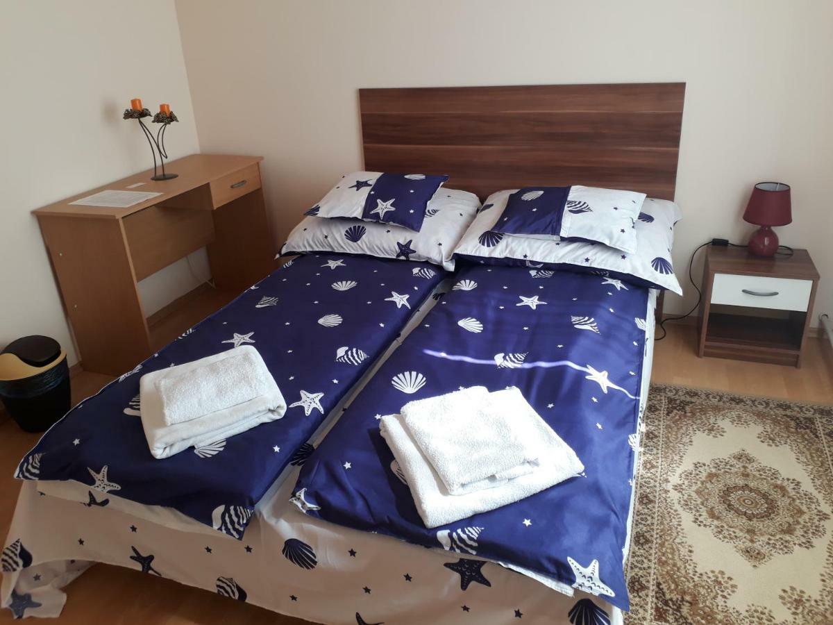 Piac Utcai Apartman デブレツェン エクステリア 写真