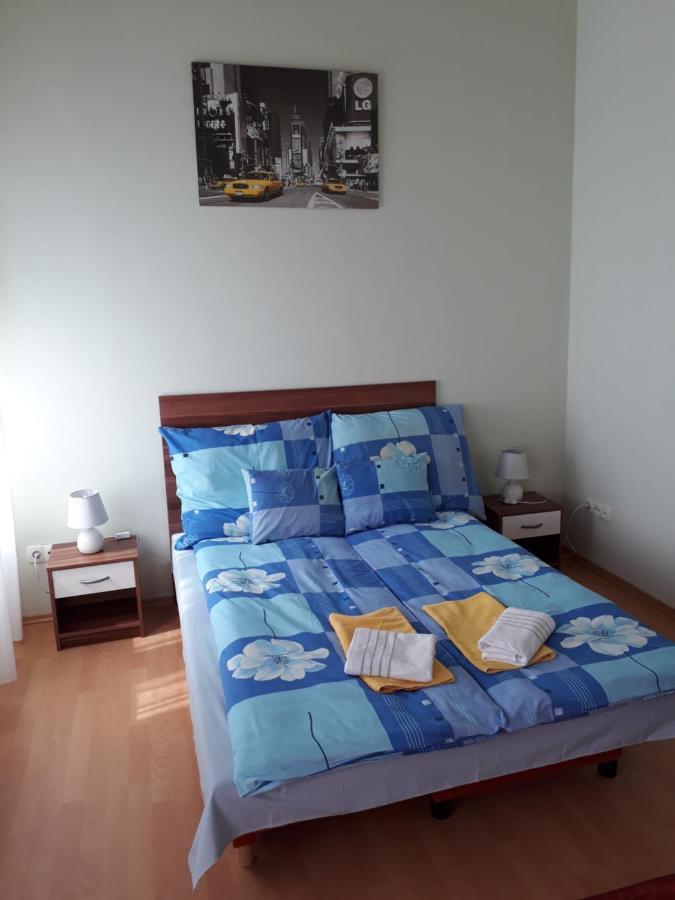 Piac Utcai Apartman デブレツェン エクステリア 写真